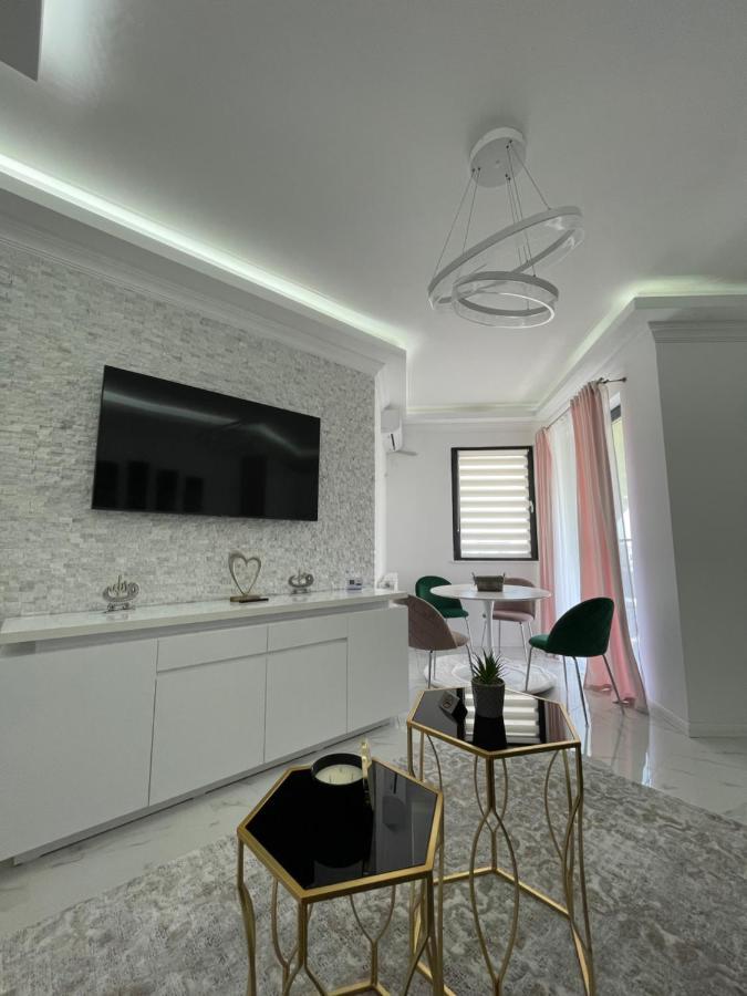 Ayan-Ayaz Luxury Apartment Năvodari Екстериор снимка